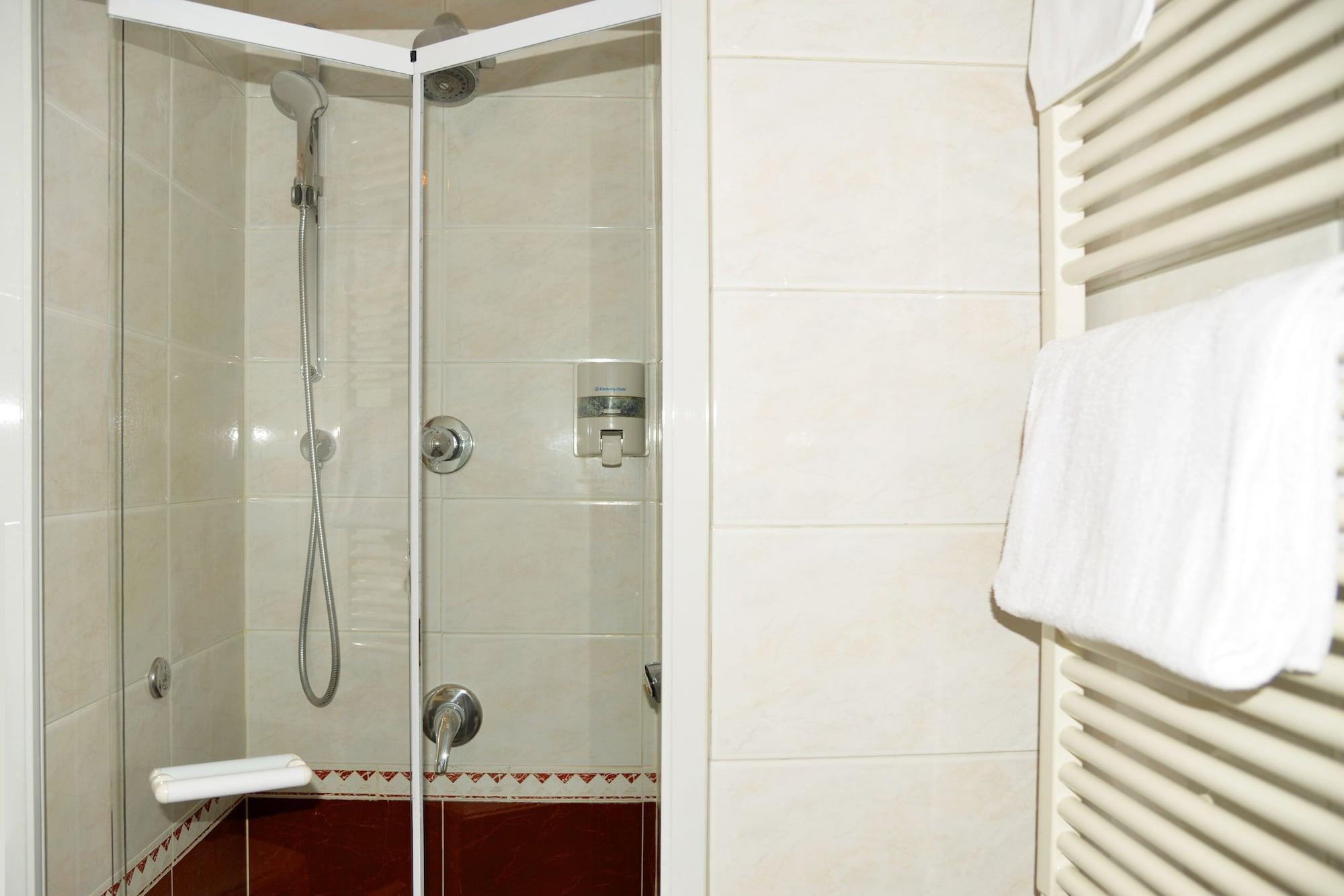 Hotel Giotto トリノ エクステリア 写真