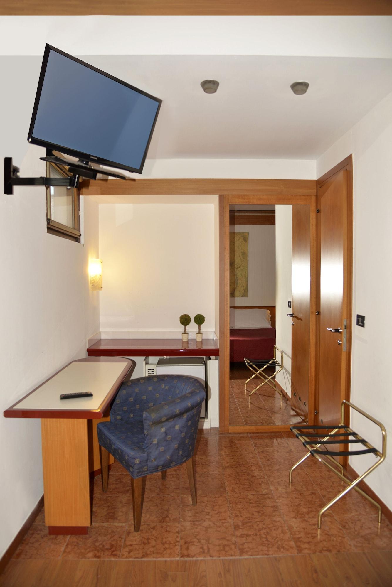 Hotel Giotto トリノ エクステリア 写真