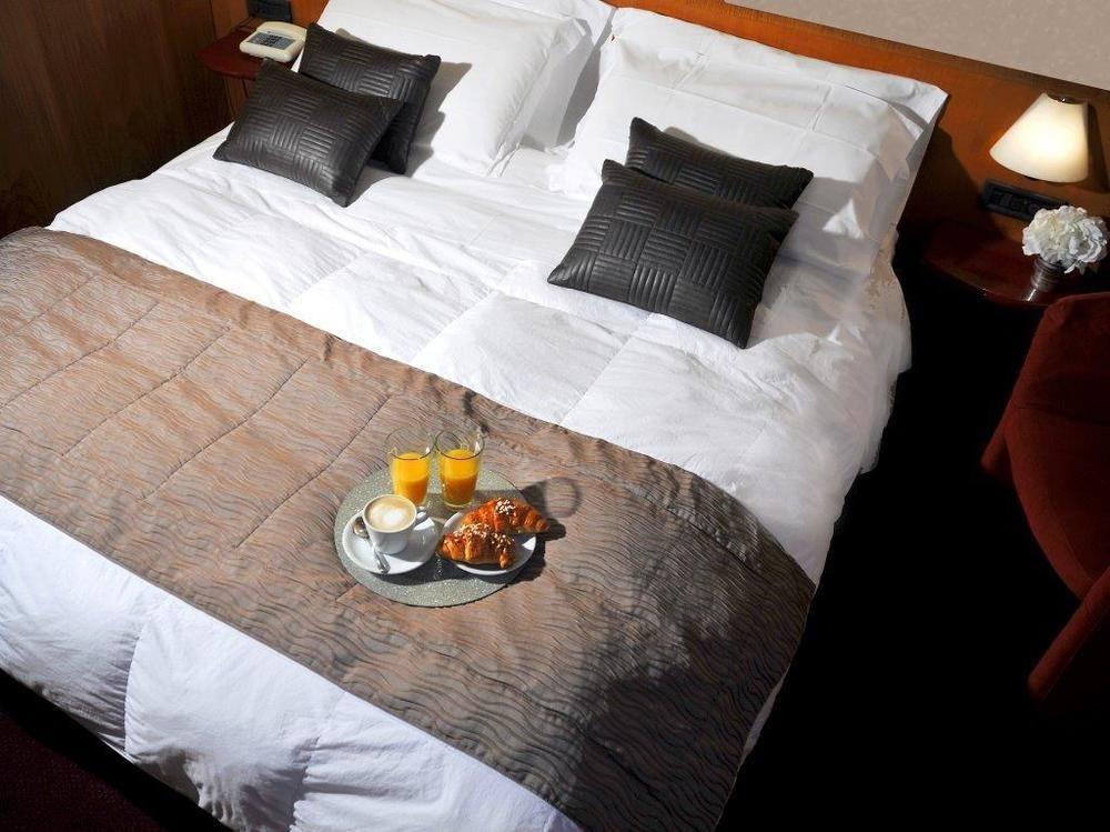 Hotel Giotto トリノ エクステリア 写真