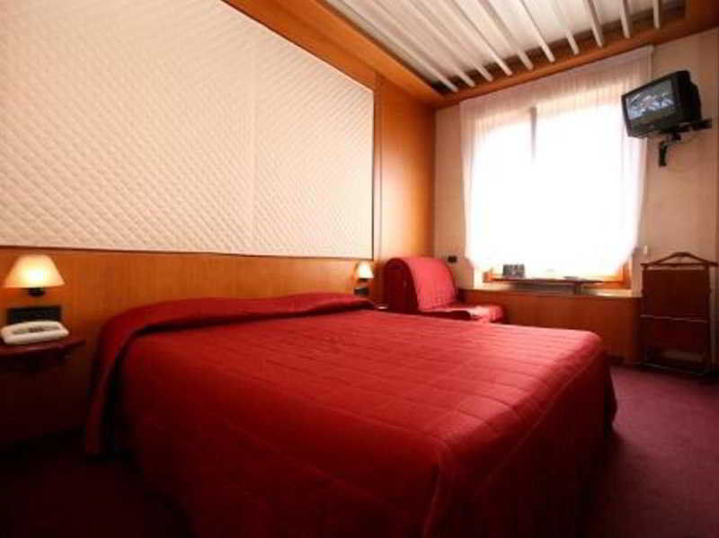 Hotel Giotto トリノ 部屋 写真