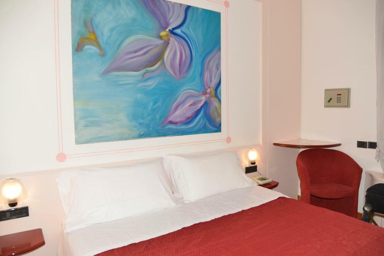 Hotel Giotto トリノ エクステリア 写真